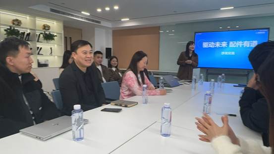 5735ca5c960bc0a6adb831f2287606d